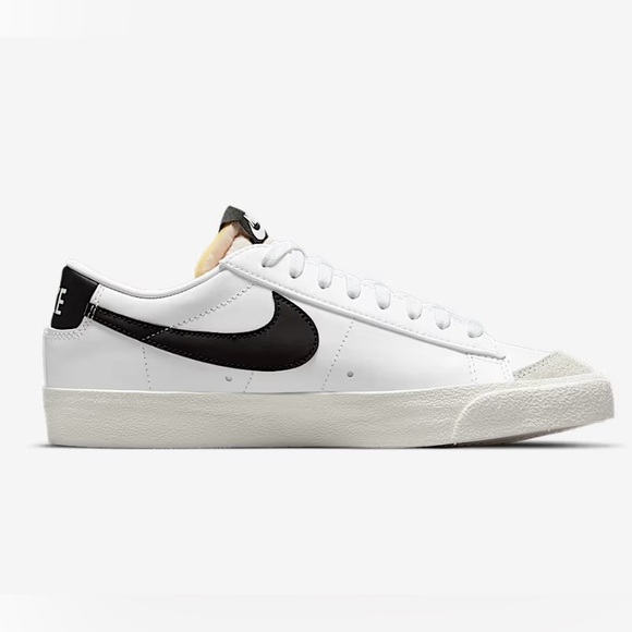 Nike - Women’s Blazer Low ‘77 - Size 10 - Picture 3 of 16
